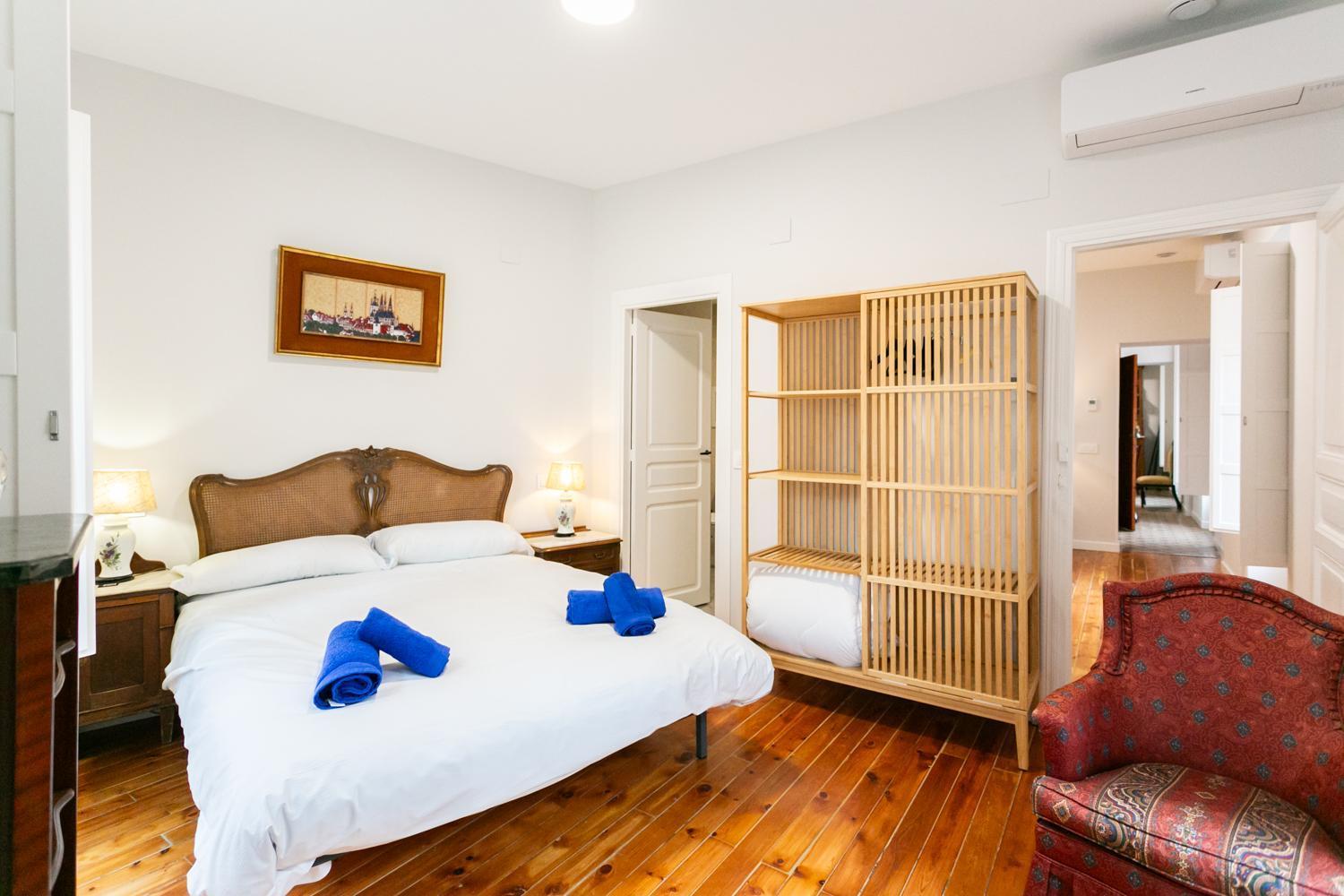 Apartamento Vultus Catedral Homes Ávila Eksteriør billede