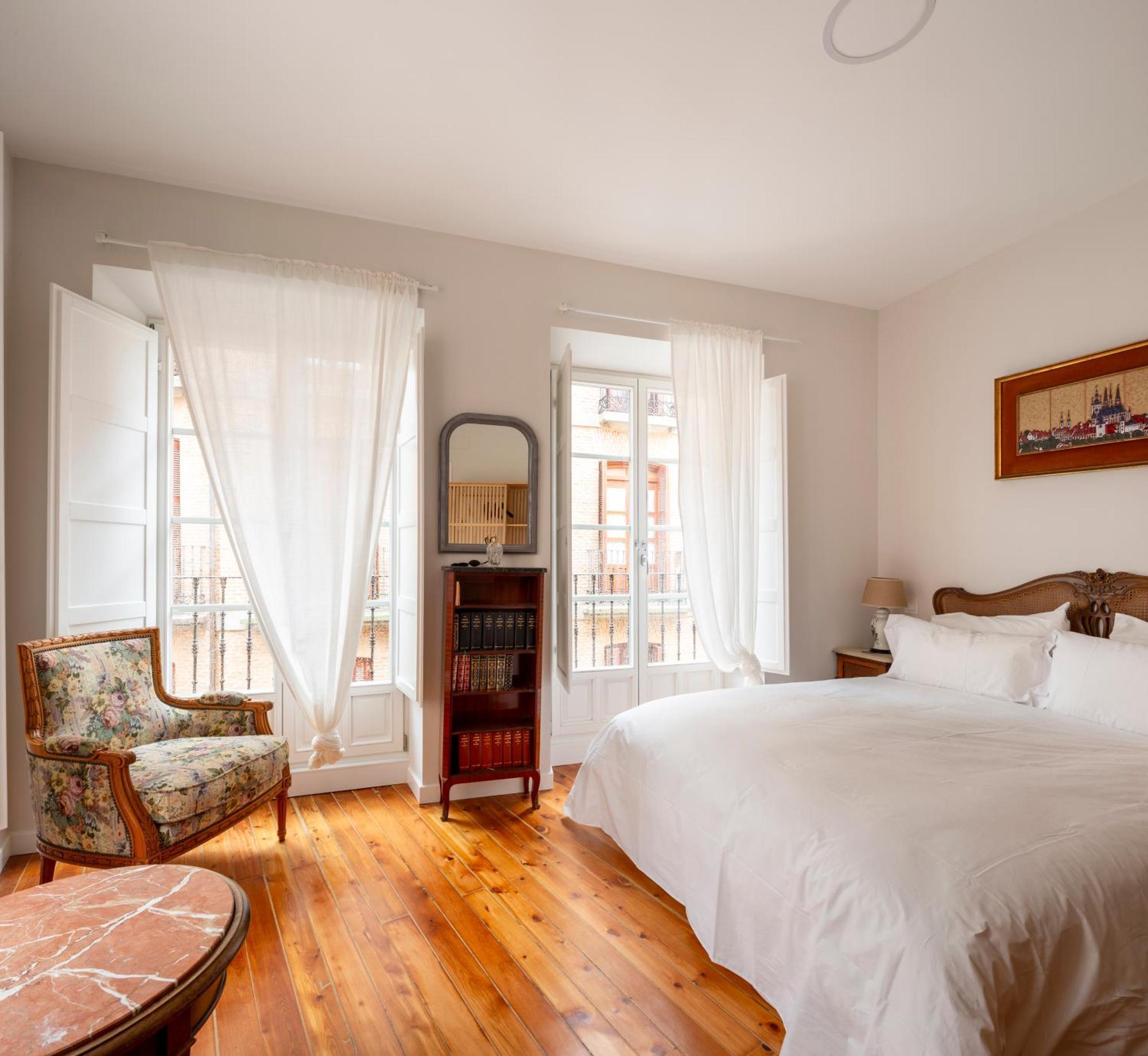 Apartamento Vultus Catedral Homes Ávila Eksteriør billede